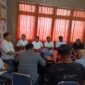 Sosialisasi pemutakhiran tarif retribusi digelar oleh Dinas Perkebunan pada Rabu (23/4/2025) di ruang pertemuan Disbun Fakfak sebagai langkah menjaga mutu dan citra pala Tomandin Fakfak yang kini makin dikenal pasar nasional maupun internasional.